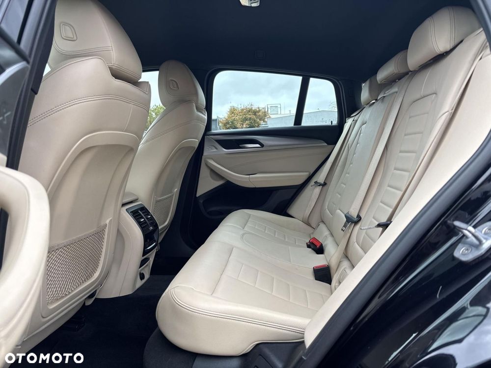 BMW X4 - 15