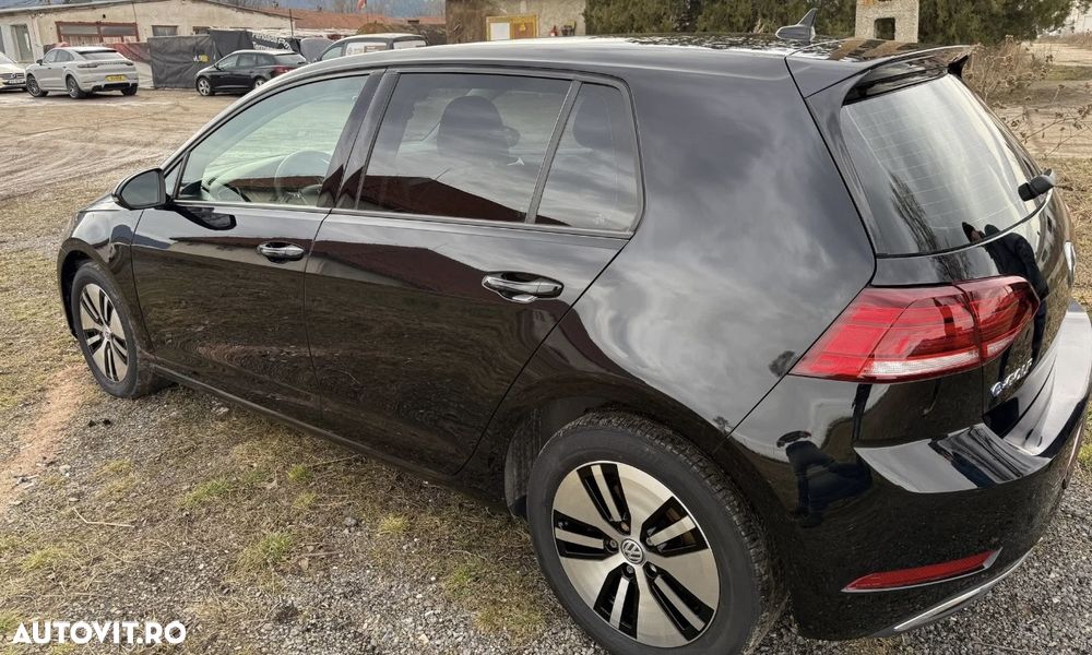 Volkswagen e-Golf - 3