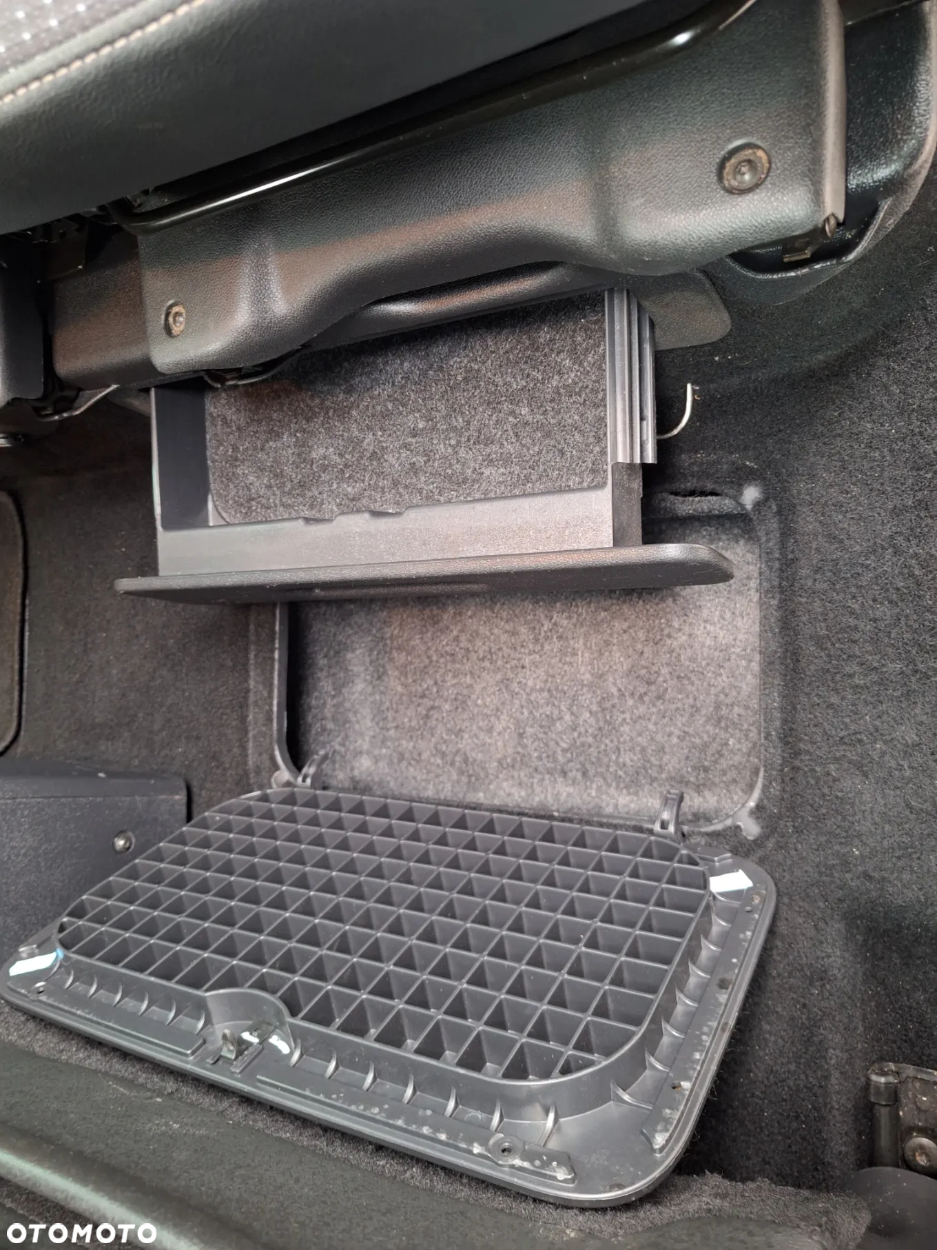 Renault Grand Scenic Gr 1.4 16V TCE Bose Edition - 30