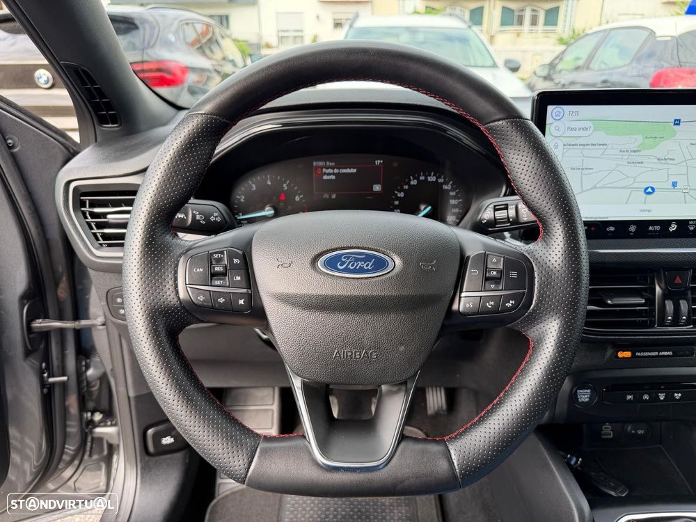Ford Focus 1.0 EcoBoost MHEV ST-Line - 19