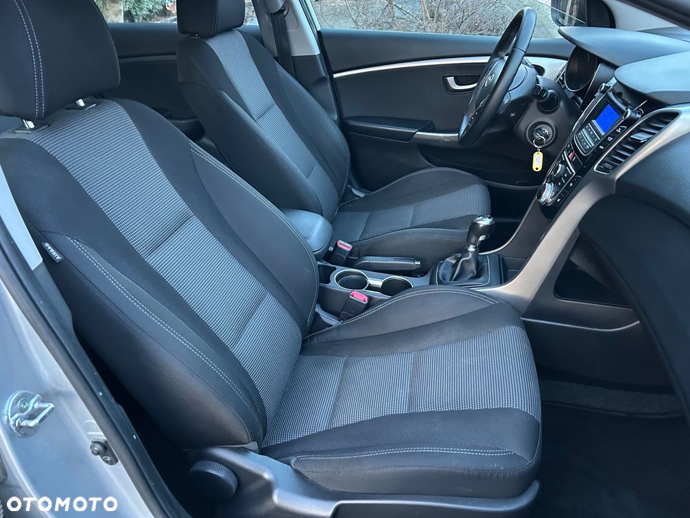 Hyundai i30 i30cw 1.4 Fifa World Cup Edition - 28