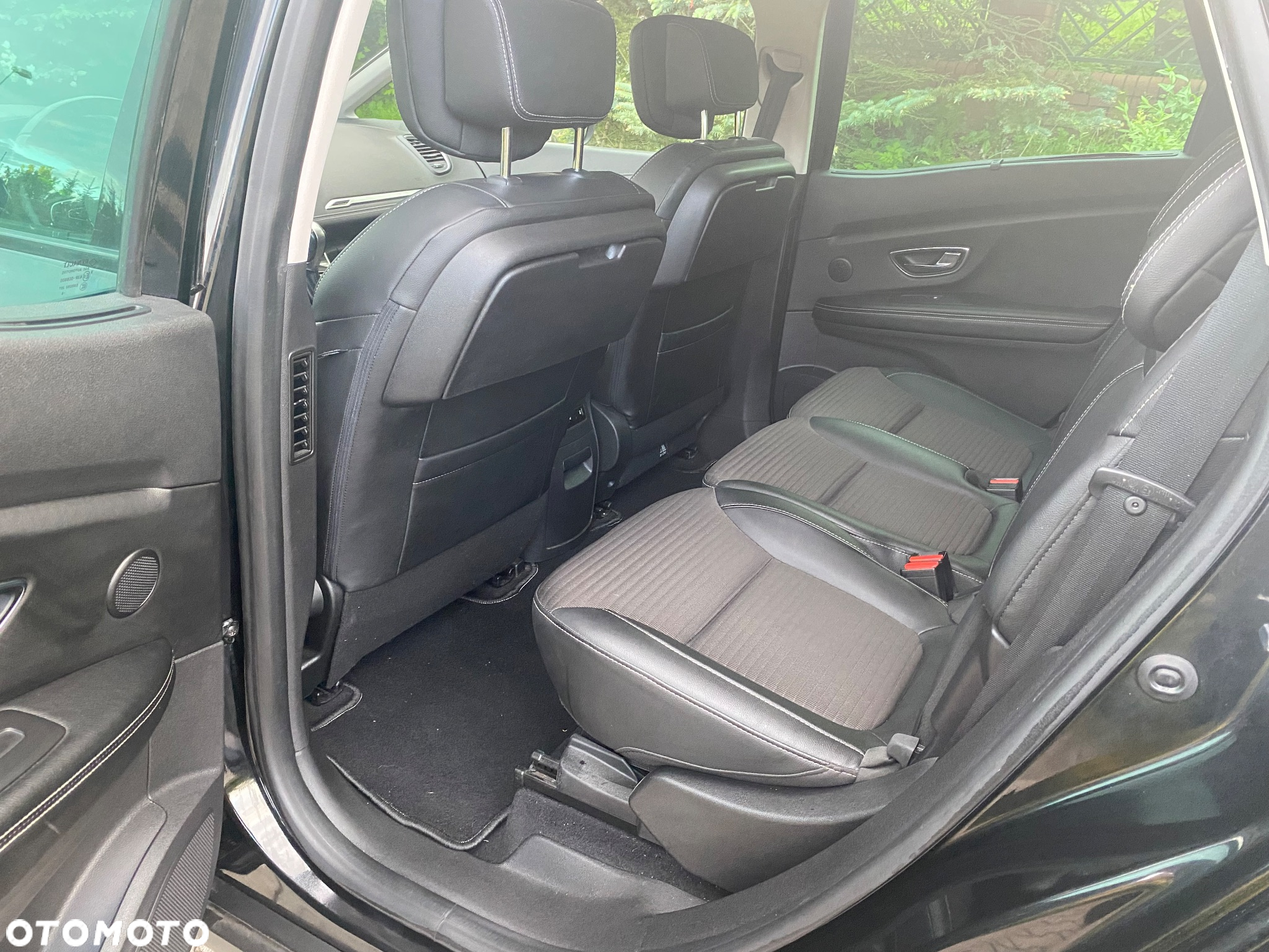 Renault Scenic ENERGY dCi 160 EDC BOSE EDITION - 13