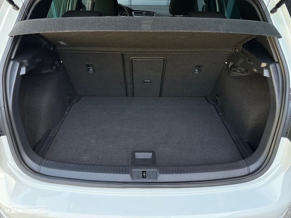 VW Golf 2.0 TDI GTD - 23