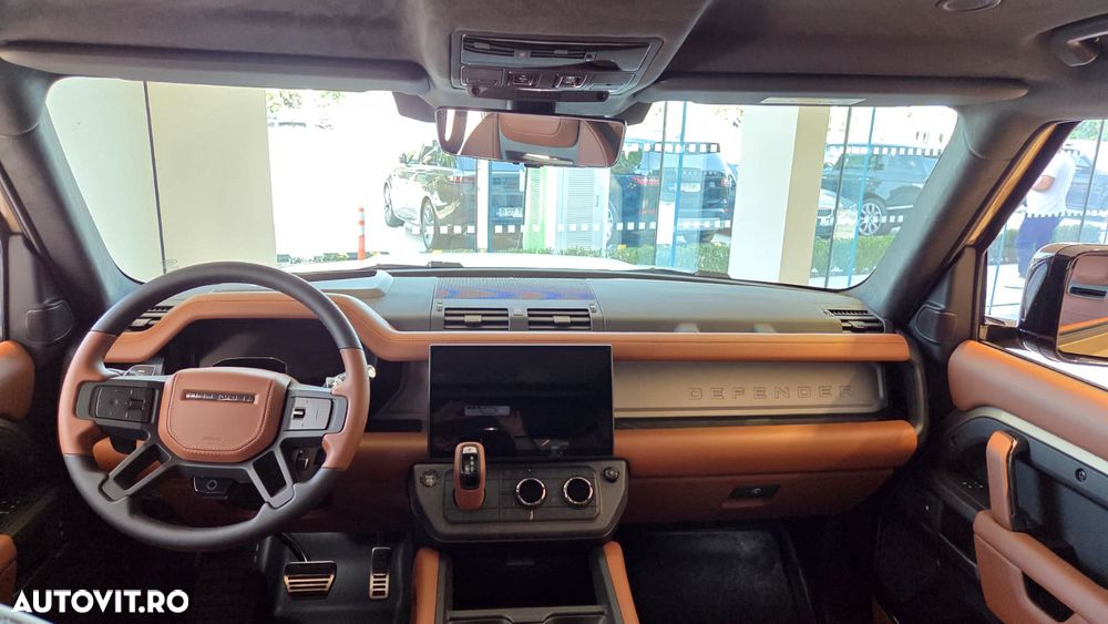 Land Rover Defender 110 5.0 V8 P635 Octa - 10