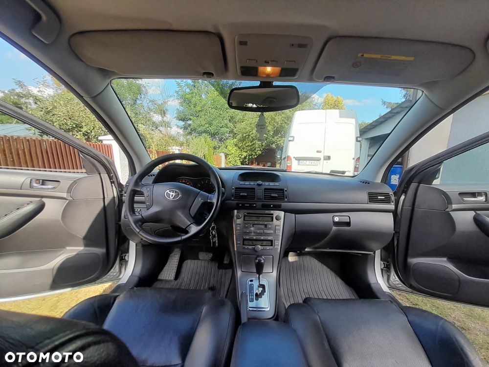 Toyota Avensis 2.4 VVT-i Sol Plus - 9