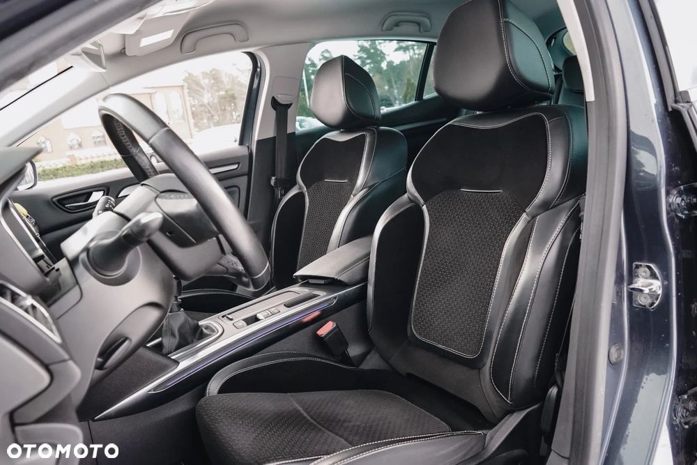 Renault Megane ENERGY TCe 130 Start & Stop LIMITED - 20