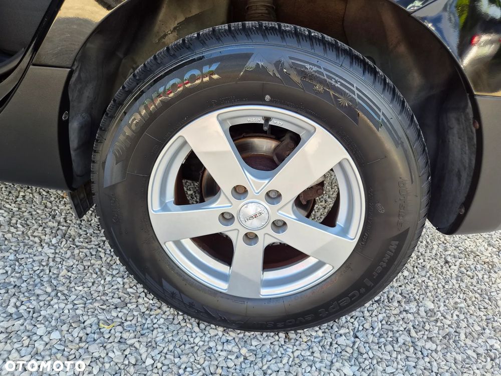 Hyundai ix35 1.7 CRDi 2WD Fifa World Cup Edition - 31