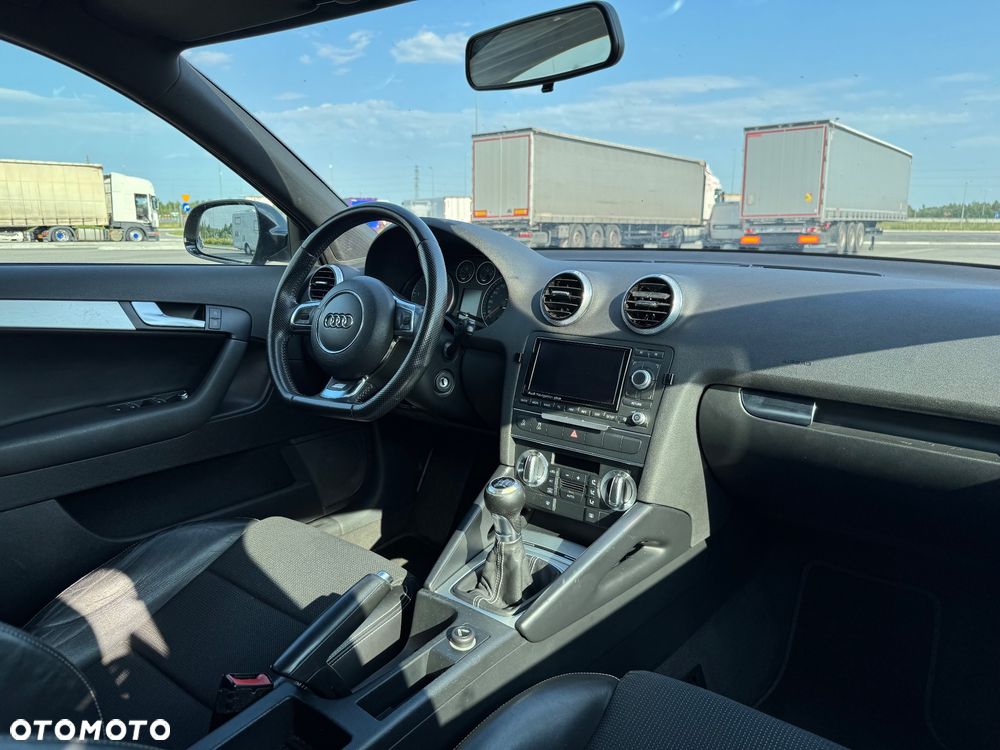 Audi A3 Sportback 2.0 TDI DPF S line Sportpaket - 6