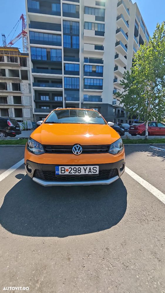 Volkswagen Polo 2012 photo 2