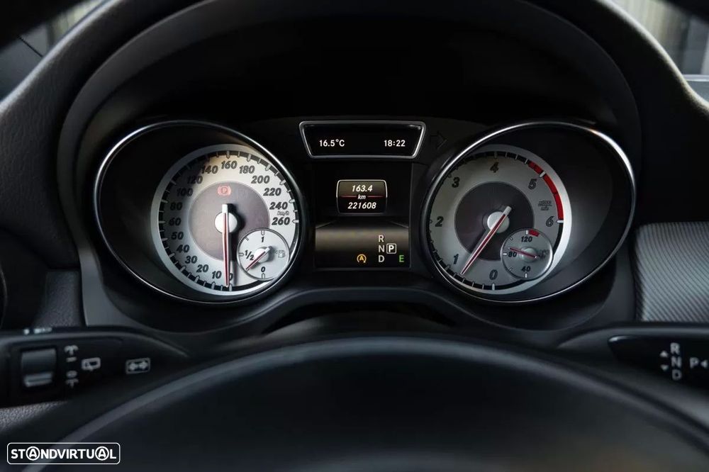 Mercedes-Benz CLA 200 - 17