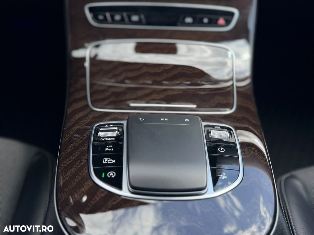 Mercedes-Benz E 220 d - 17