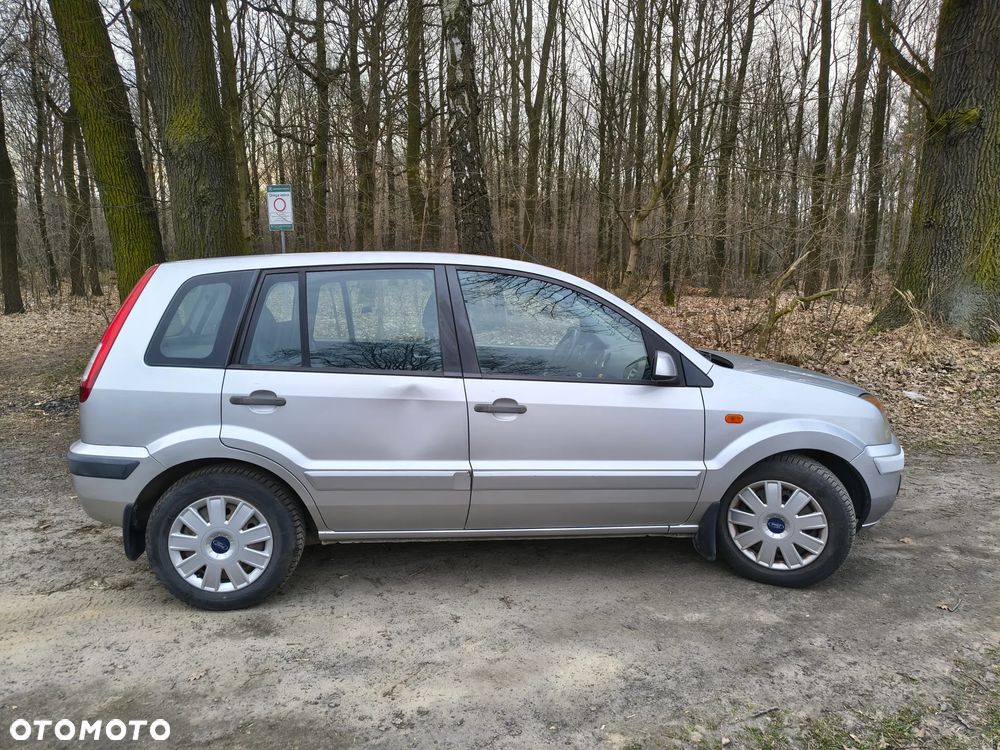 Ford Fusion 1.4 Trend - 2