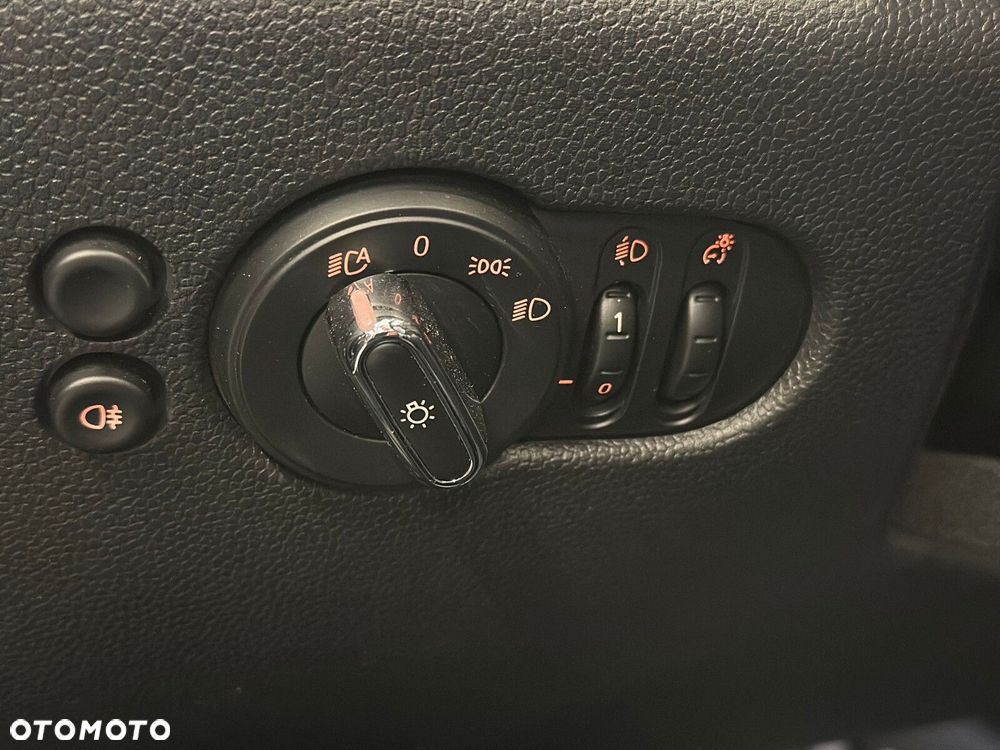 MINI Cooper - 32