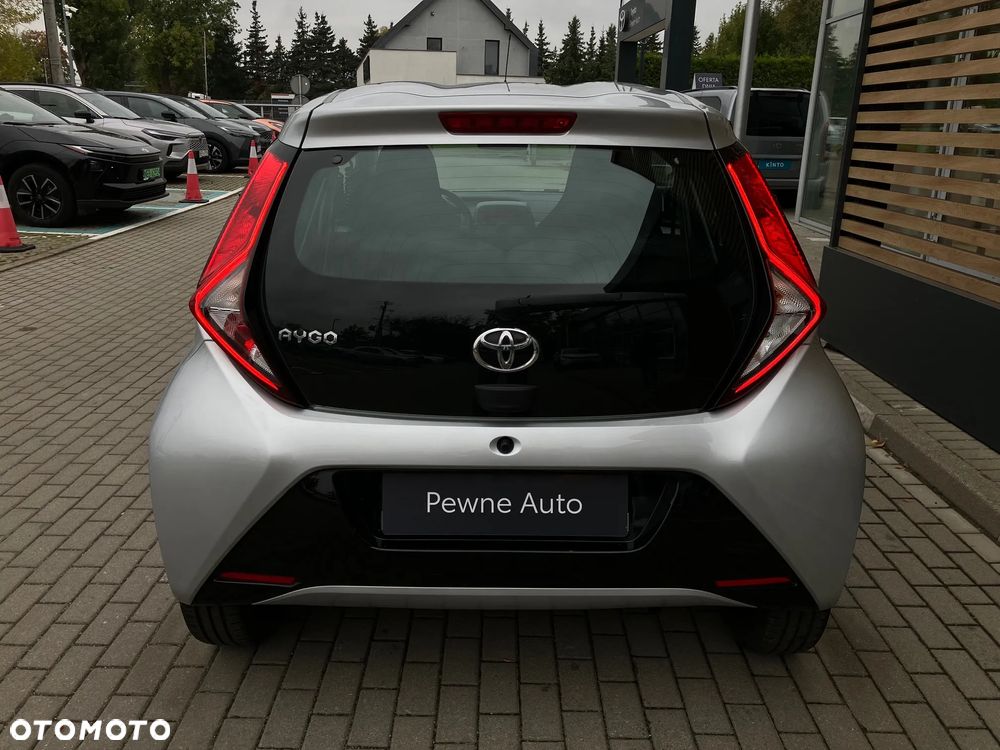 Toyota Aygo x-play - 7