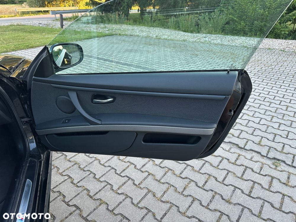 BMW Seria 3 320d M Sport Edition - 22