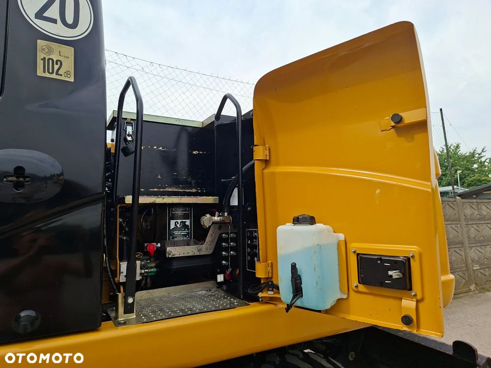 Caterpillar CAT M 315D - 17