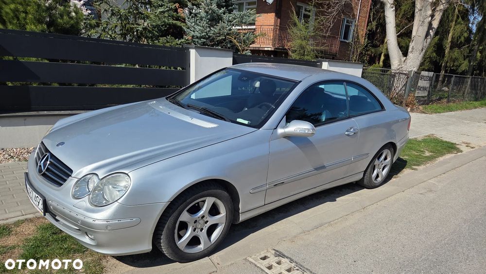 Mercedes-Benz CLK - 13