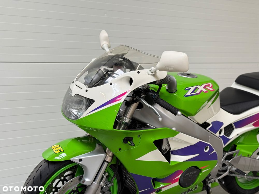 Kawasaki ZXR - 22