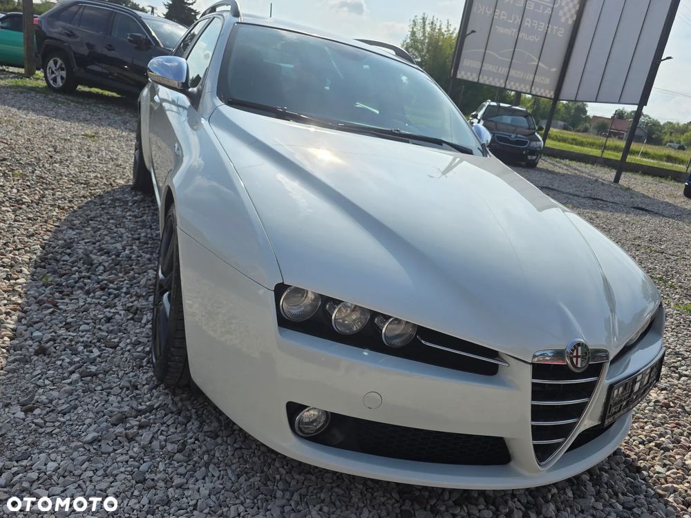 Alfa Romeo 159 - 2