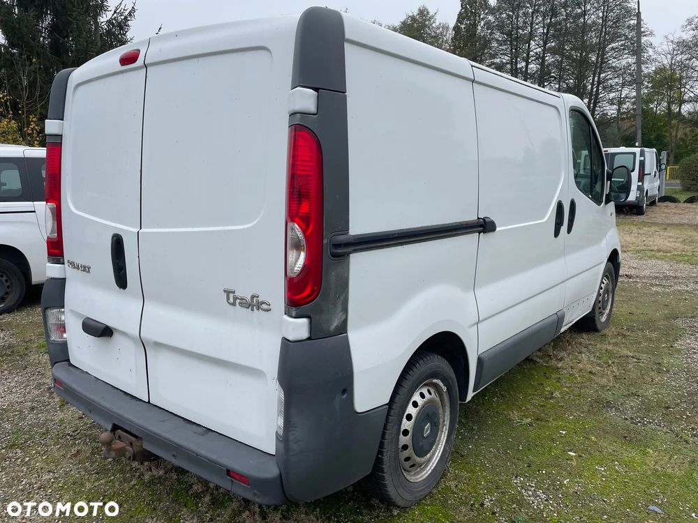 Renault trafic - 4