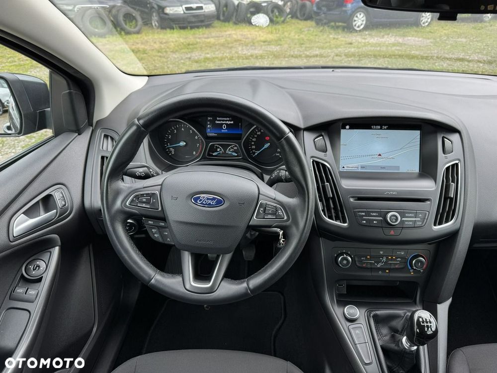 Ford Focus - 26
