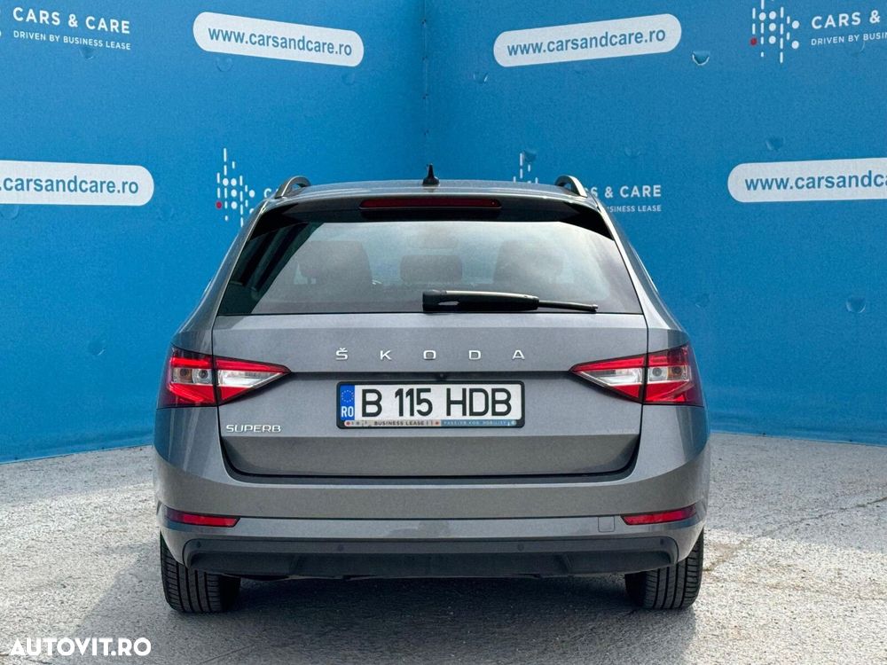 Skoda Superb 2.0 TDI DSG Ambition - 14
