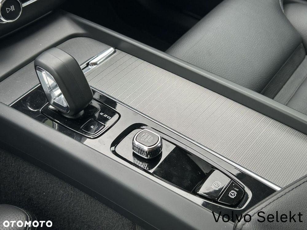 Volvo XC 60 - 21