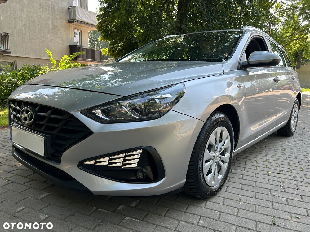 Hyundai i30 1.5 DPI Classic + - 24