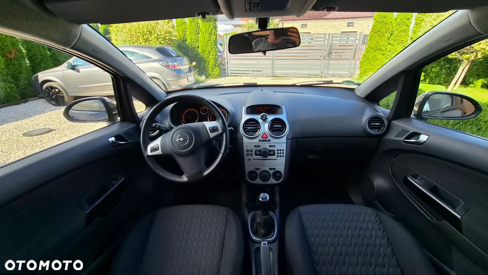Opel Corsa 1.2 16V Enjoy - 17