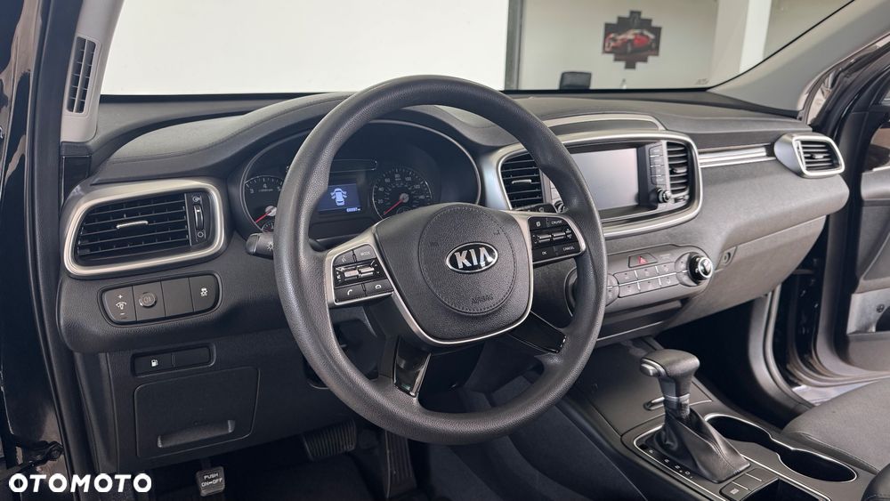 Kia Sorento - 22