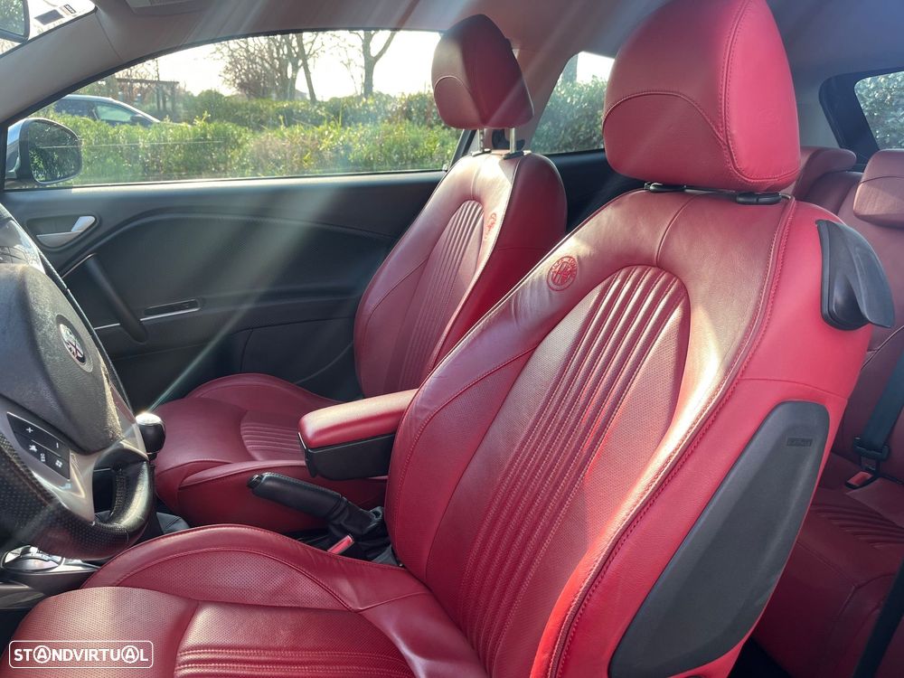 Alfa Romeo MiTo 1.6 JTD Distinctive - 14