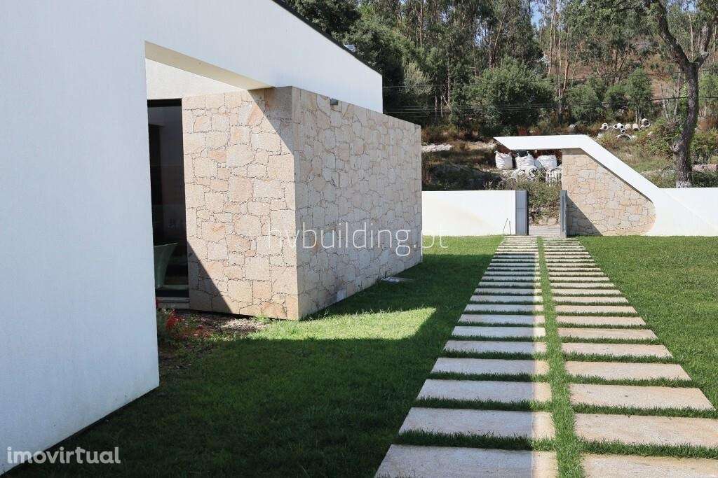 Exclusiva Moradia T4 com piscina em Galegos S. Martinho - Grande imagem: 5/25