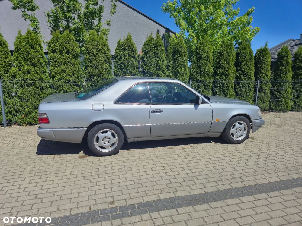 Mercedes-Benz Klasa E - 41