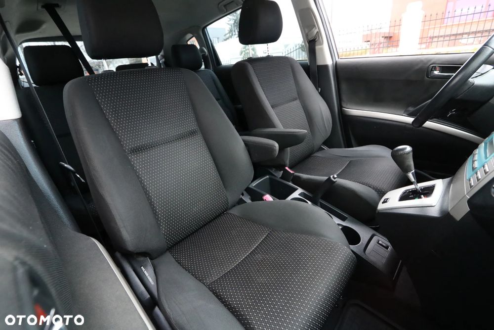 Toyota Corolla Verso - 13