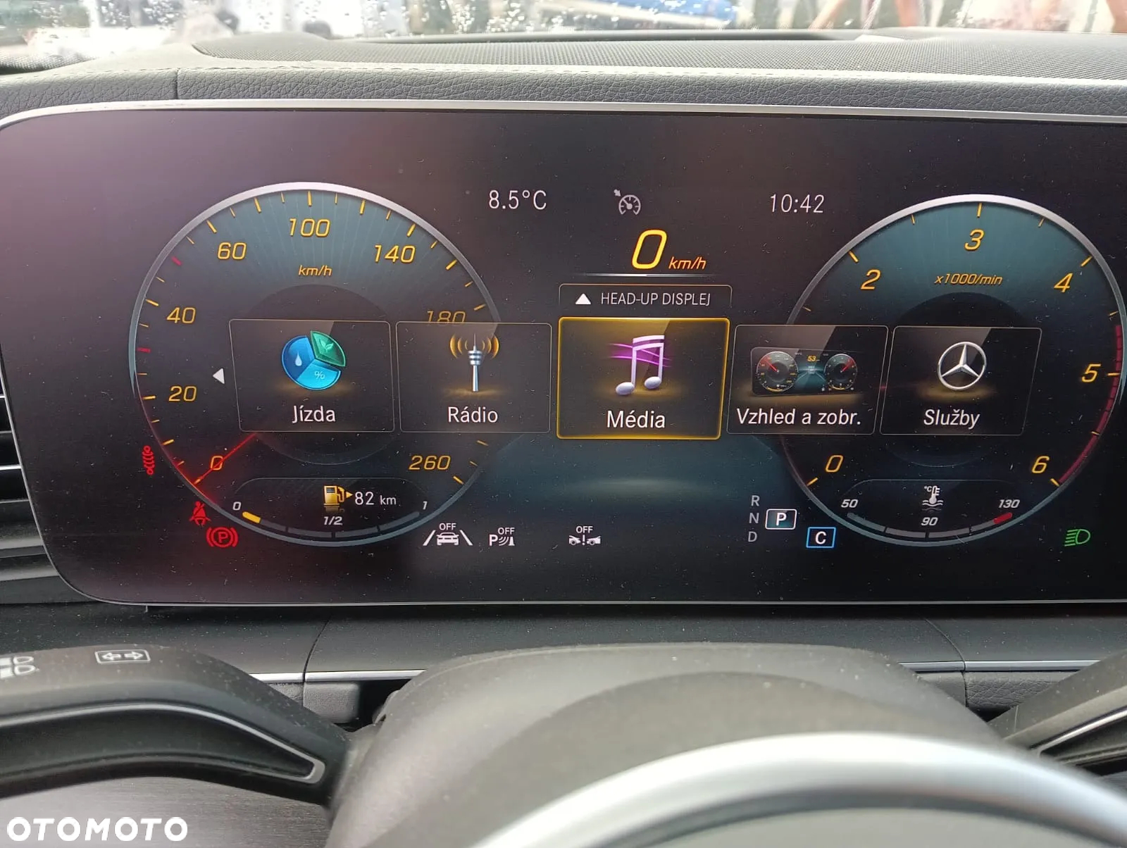 Mercedes-Benz GLE - 10