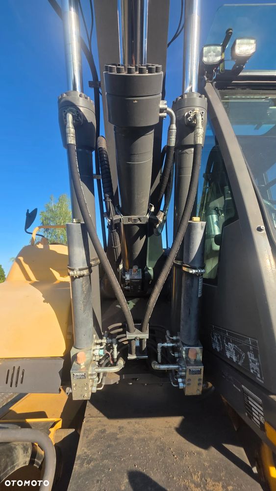 Volvo Ew140d - 4