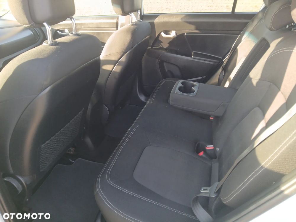 Kia Sportage 1.7 CRDI 2WD ISG Dream-Team Edition - 15