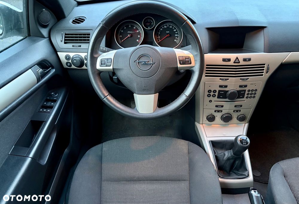 Opel Astra 1.6 Edition - 10