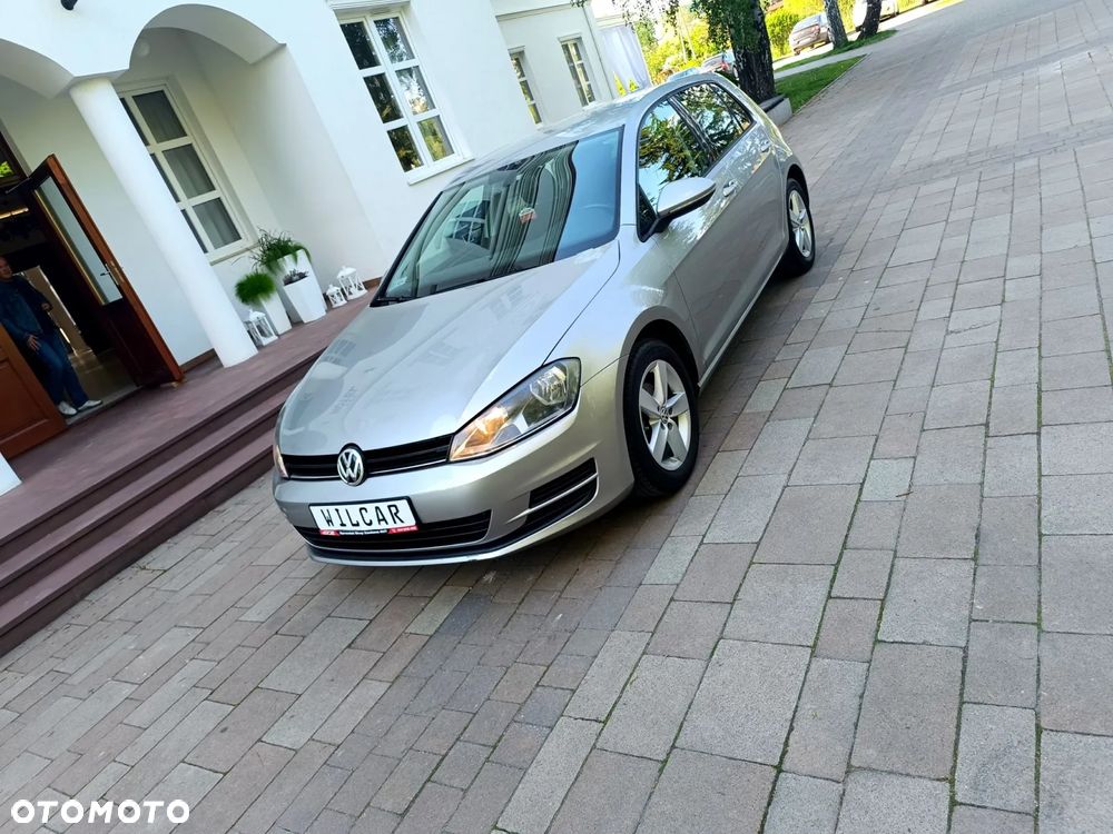 Volkswagen Golf 1.2 TSI BMT Trendline Perfectline - 21