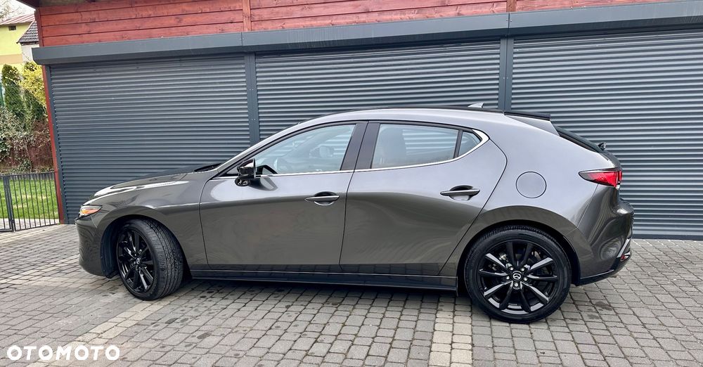 Mazda 3 - 4