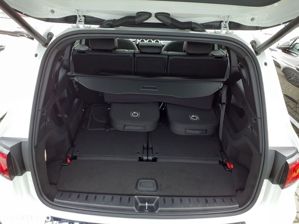 Mercedes-Benz EQB - 30