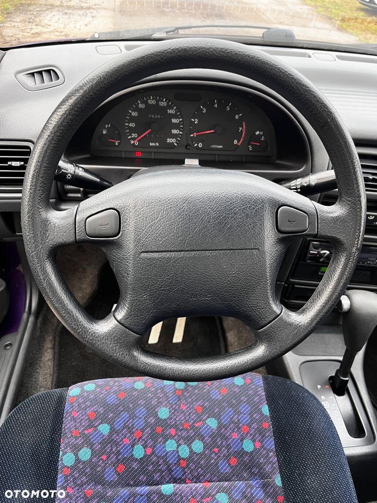 Suzuki Swift 1.0 GL - 12