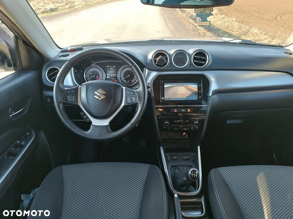 Suzuki Vitara 1.0 Boosterjet Allgrip Comfort - 10