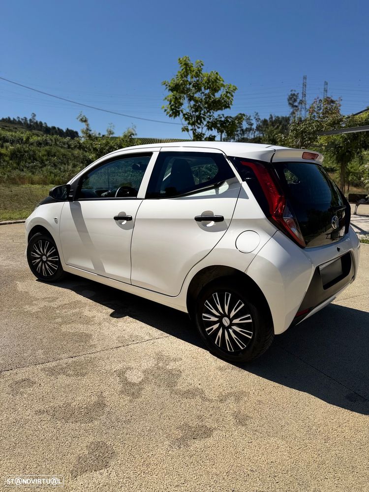 Toyota Aygo - 3
