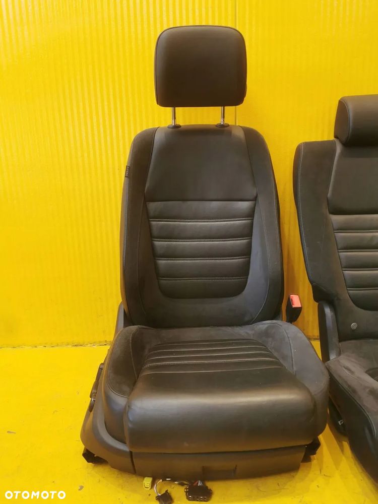 VW Touareg II 7P FOTELE FOTEL KANAPA BOCZKI TUNEK GRZANE CZARNE 12r. - 18