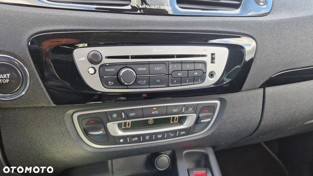 Renault Scenic ENERGY TCe 115 Bose Edition - 15