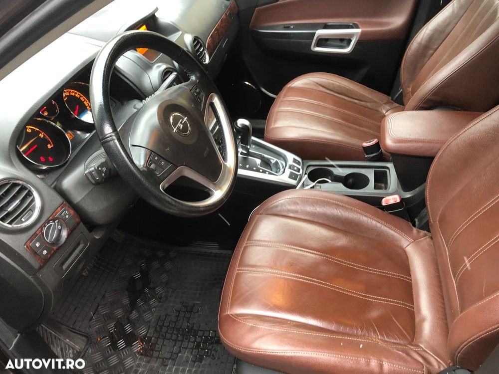 Opel Antara - 13
