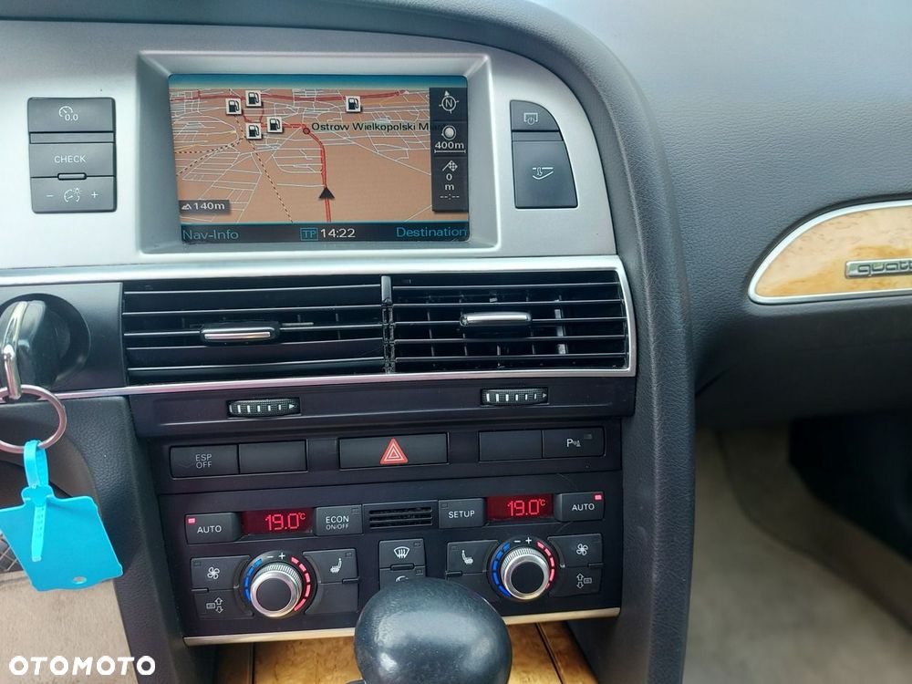 Audi A6 Avant - 22