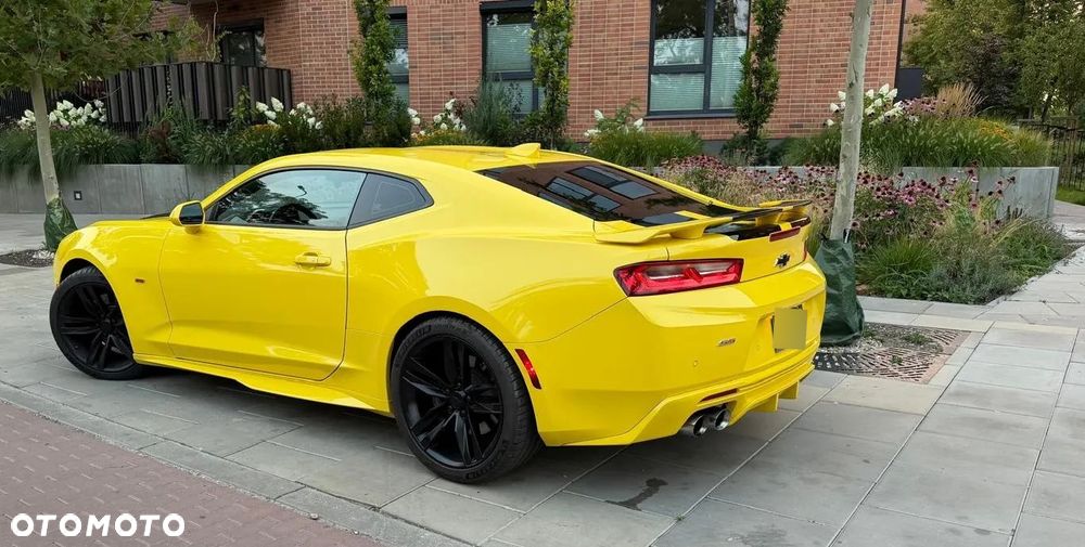 Chevrolet Camaro - 3