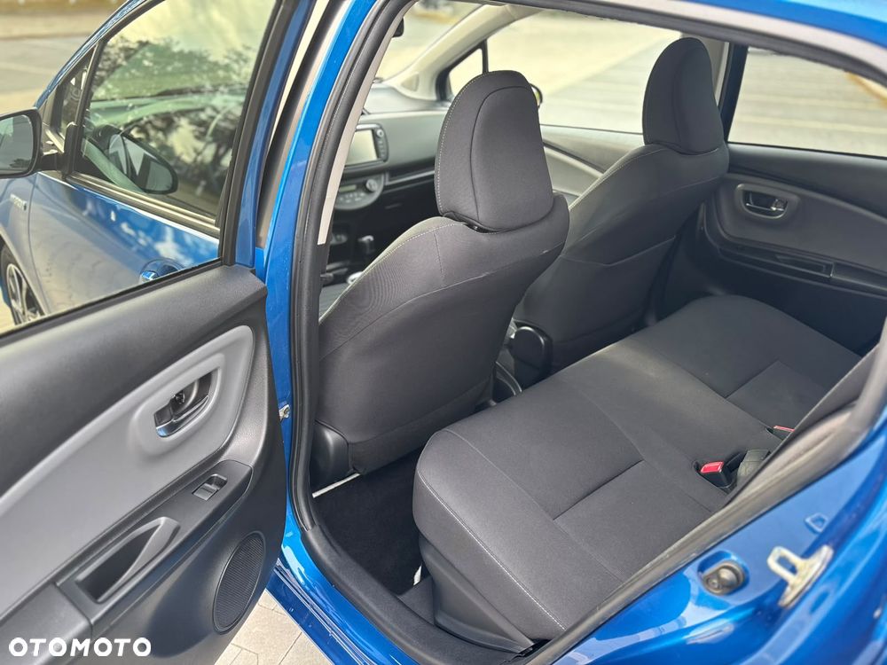 Toyota Yaris - 11